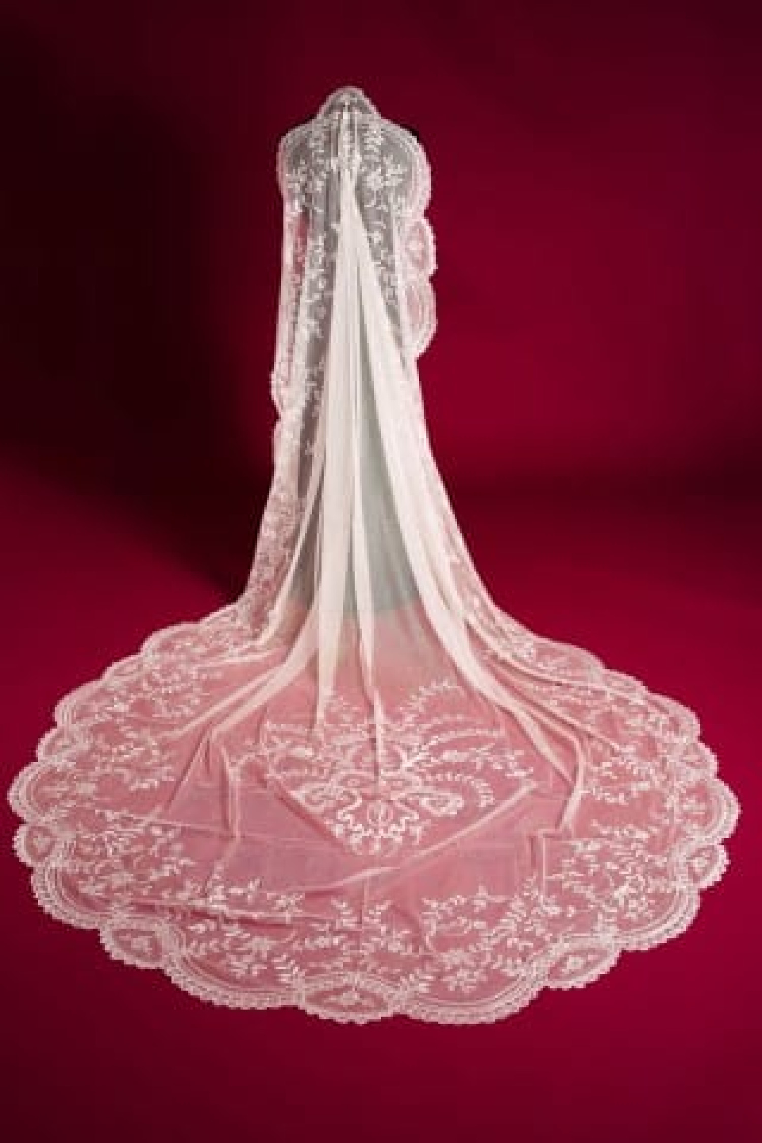 MANTILLA bizet-ESPERANZA BERTRAN-NOVIA